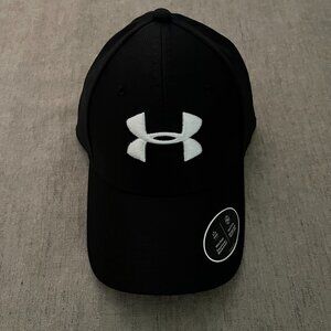 Under Armour Classic Fit Cap Hat Adult Size S/M Black UA Logo Athletic Sport NWT